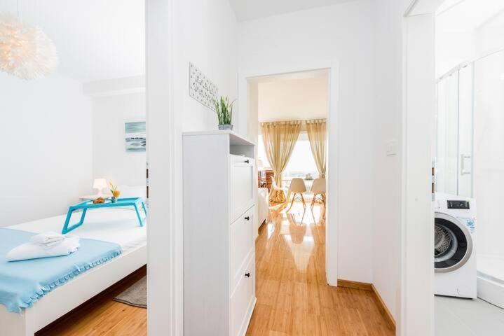 Blue Sky, Modern Sea View Apartment Novalja Buitenkant foto